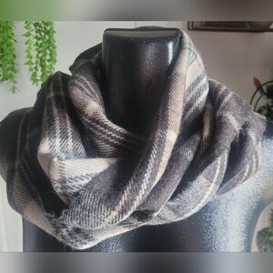 Wind River Black and Taupe Wool Blend Plaid Scarf